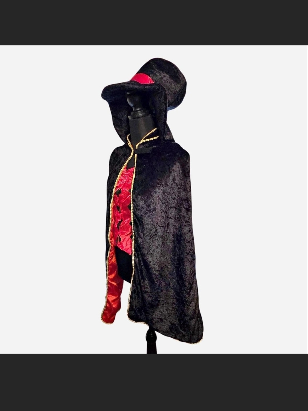Kids Magician Costume With Cape, Vest, And Hat Size Medium (8-10)